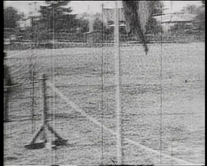 A still image from Suburban streetscape: living Hawthorn 1906 & 1979
