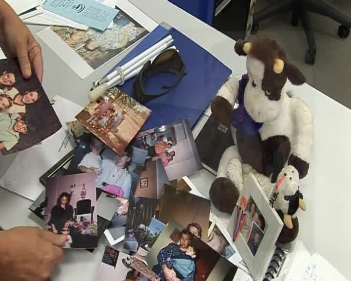 A still image from Finding me